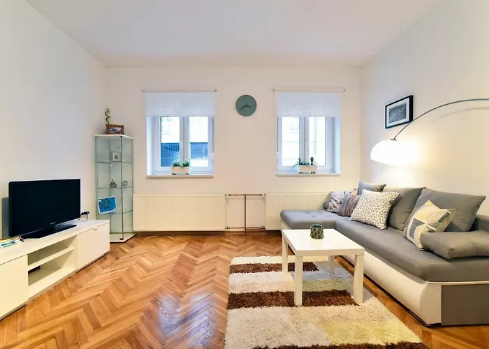 Block Apartment Upper Town